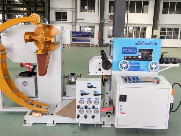 Cấp phôi NC 3 in 1 TLN2 Series Rộng: 300-800mm, Dày: 0.5-3.2mm