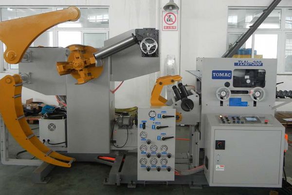 Cấp phôi NC 3 in 1 TLN3 Series 3 Rộng: 300-800mm, Dày: 0.5-4.5mm